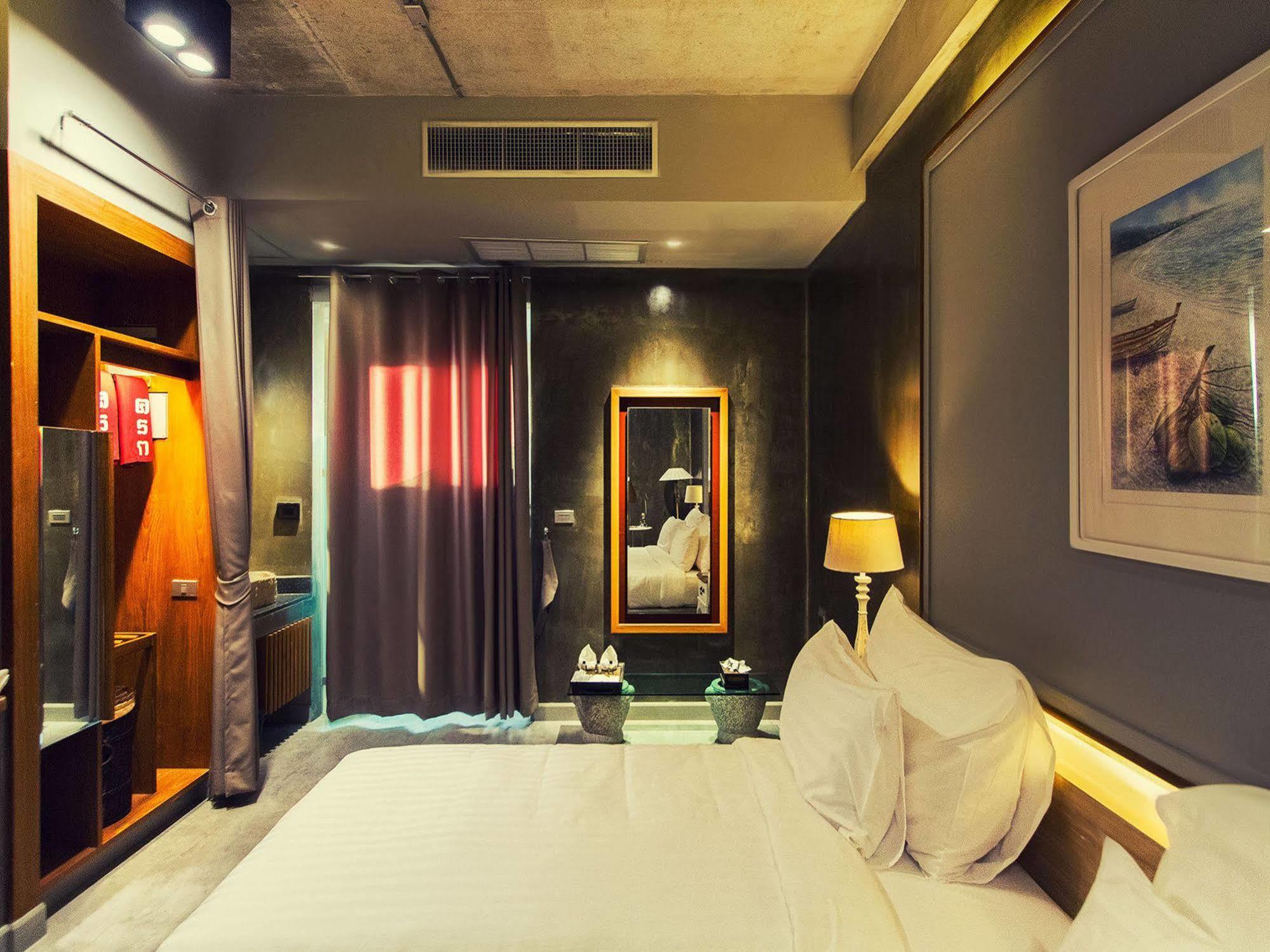 Kroque Boutique & Bistro Ang Sila Ngoại thất bức ảnh