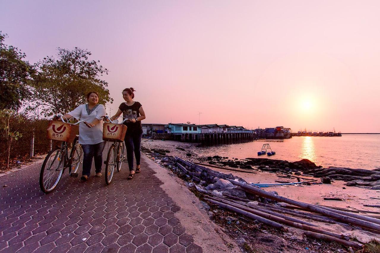 Kroque Boutique & Bistro Ang Sila Ngoại thất bức ảnh